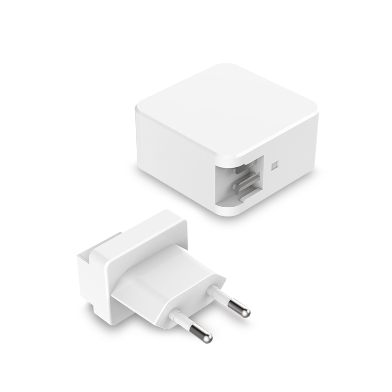 QC3.0 轉(zhuǎn)換插頭充電器-ST390Q